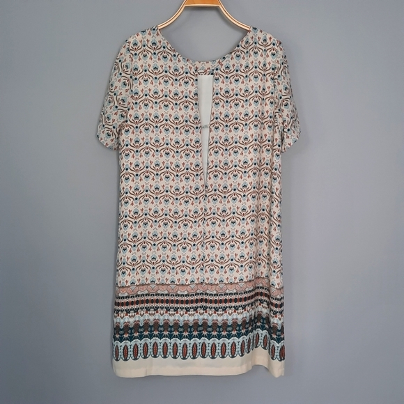 Lulu's Cream and Blue Folk Art Print Mini Shift Dress size Medium - Picture 2 of 10